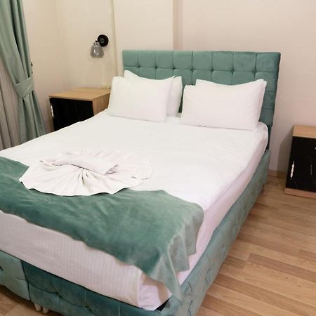 Loss Hotel Catalca Екстер'єр фото