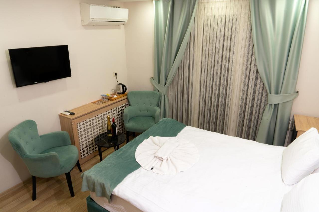 Loss Hotel Catalca Екстер'єр фото